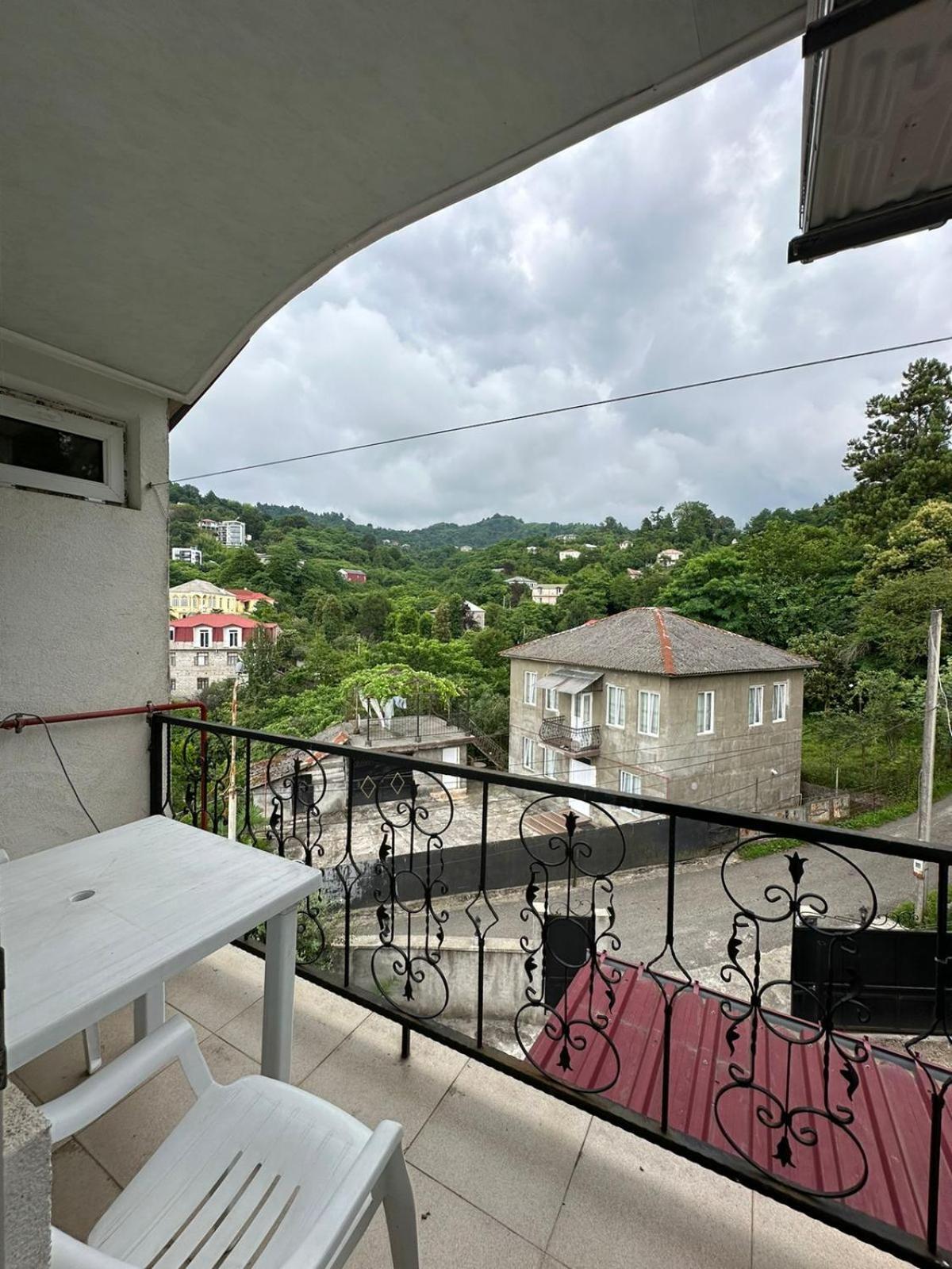 Shamil House Pension Makhinjauri Buitenkant foto