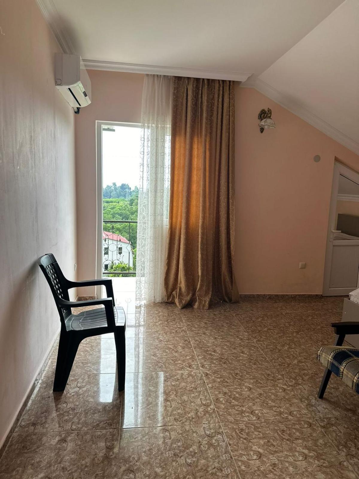 Shamil House Pension Makhinjauri Buitenkant foto