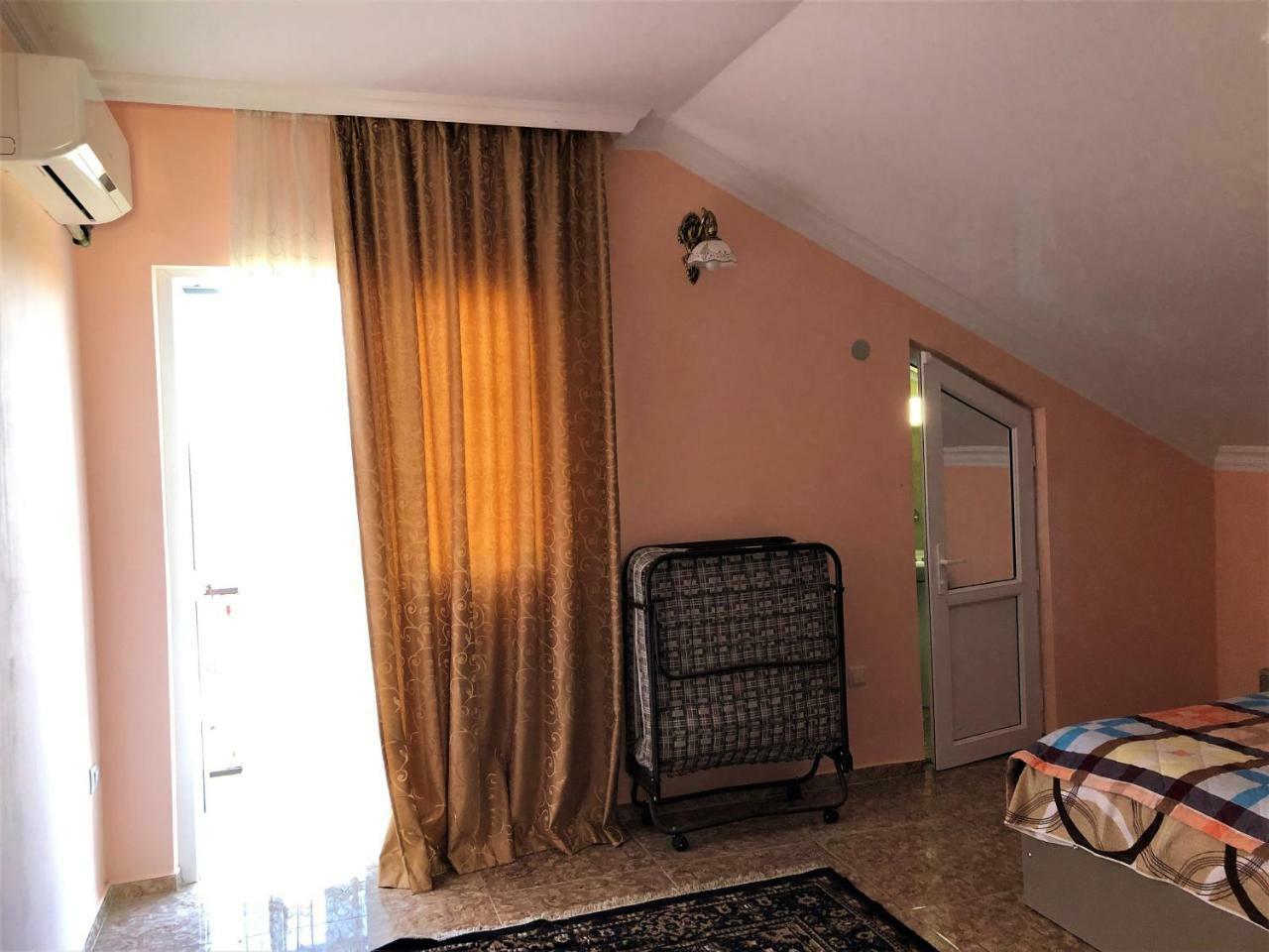Shamil House Pension Makhinjauri Buitenkant foto
